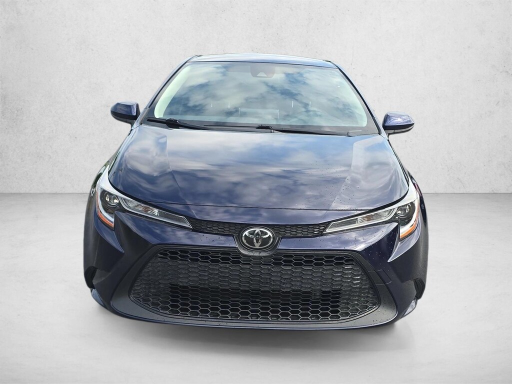 Used 2021 Toyota Corolla LE Sedan