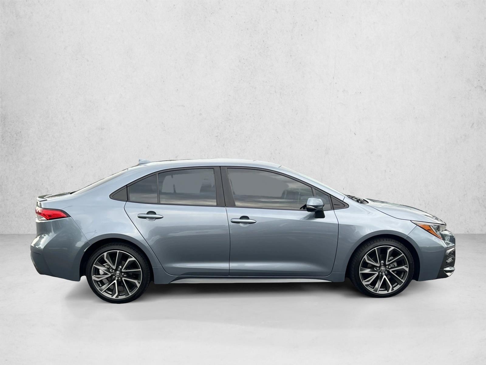 2021 Toyota Corolla SE photo 4
