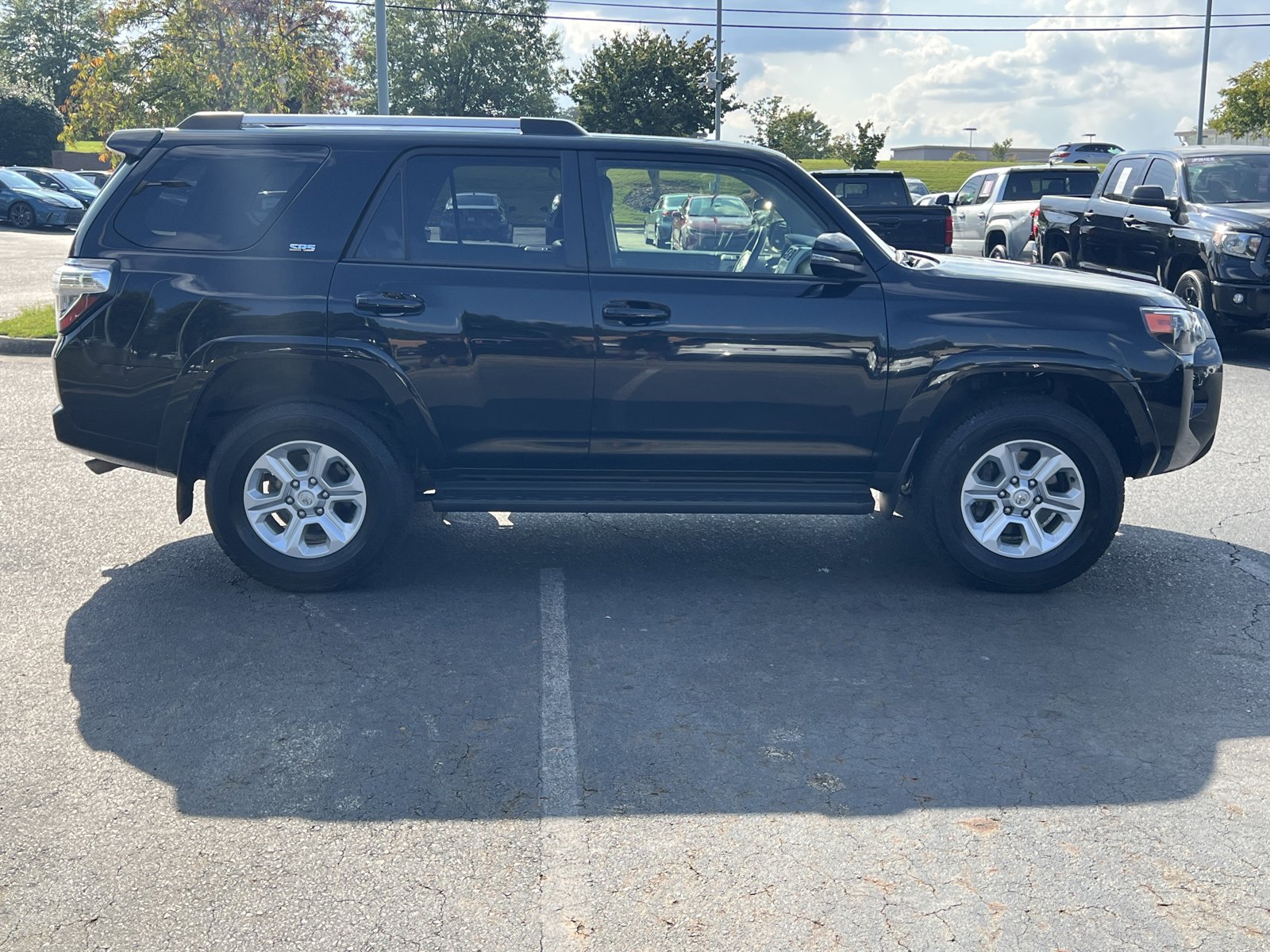 2022 Toyota 4Runner SR5 Premium photo 4