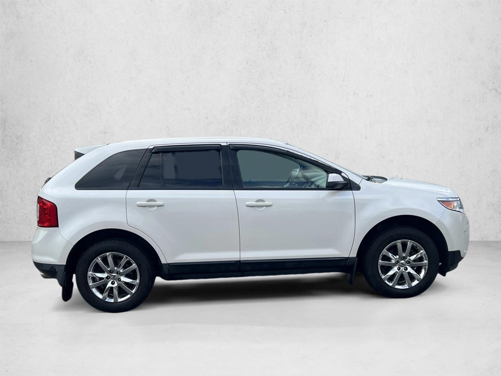 2013 Ford Edge SEL photo 4