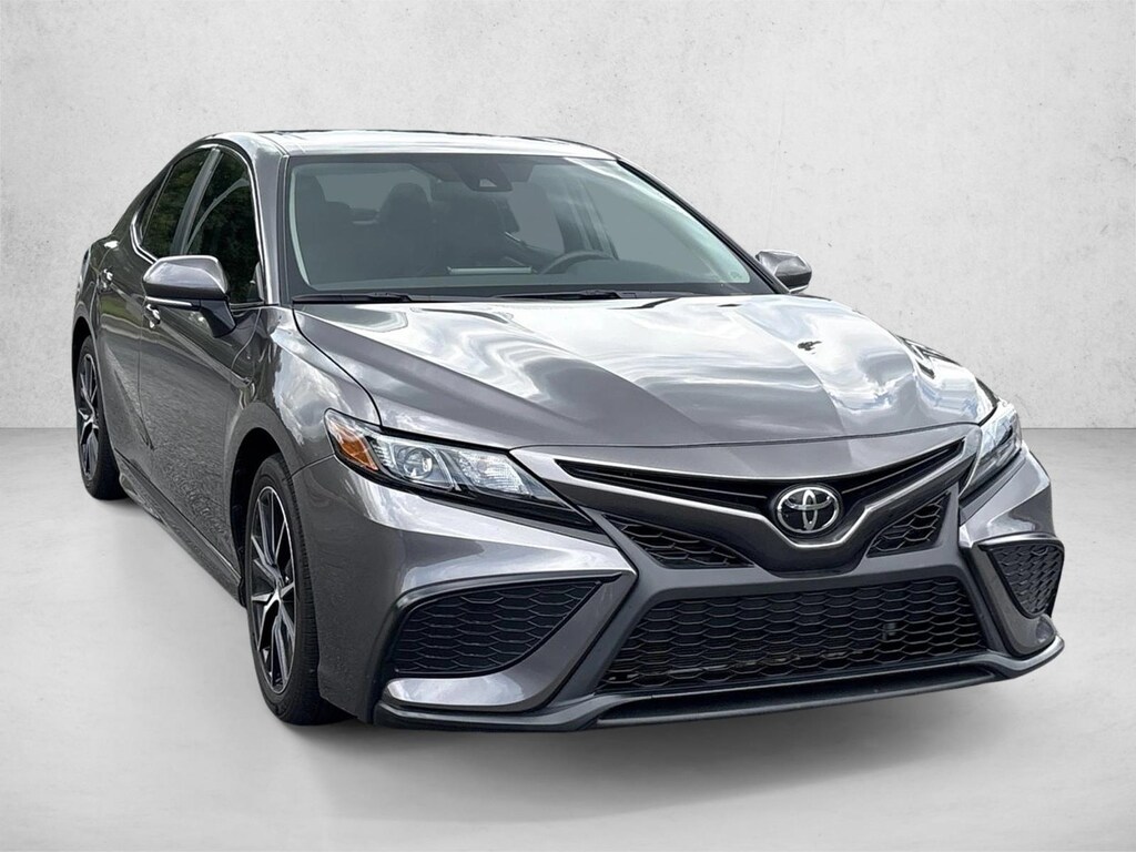 Used 2024 Toyota Camry SE Sedan