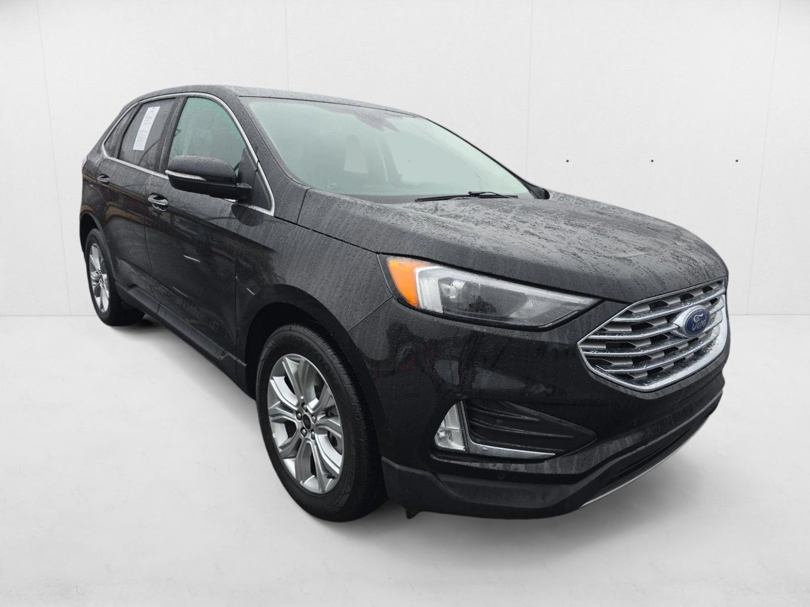 2024 Ford Edge Titanium photo 3