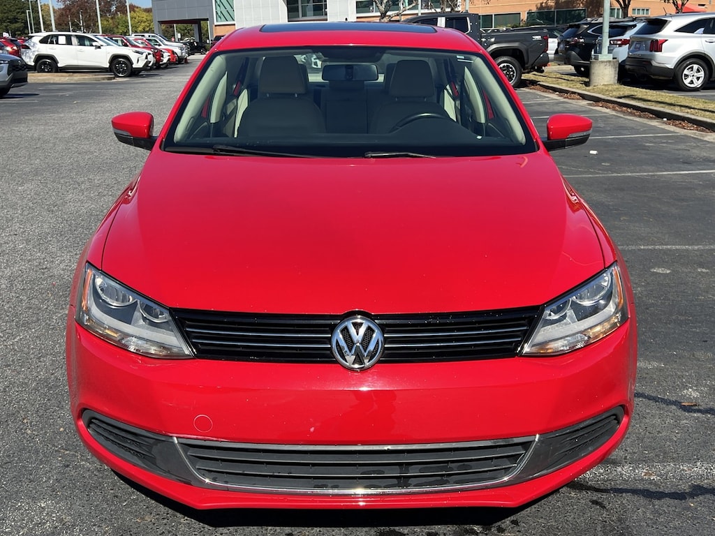 Used 2013 Volkswagen Jetta 2.5L SE Sedan