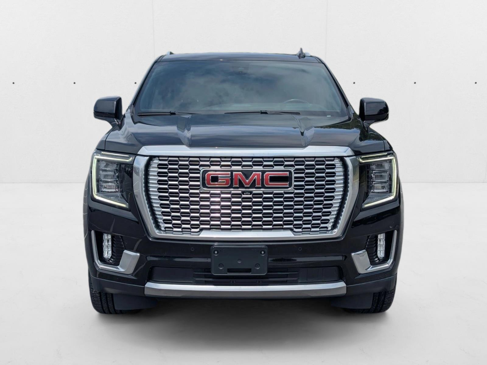 2022 Gmc Yukon XL Denali photo 2