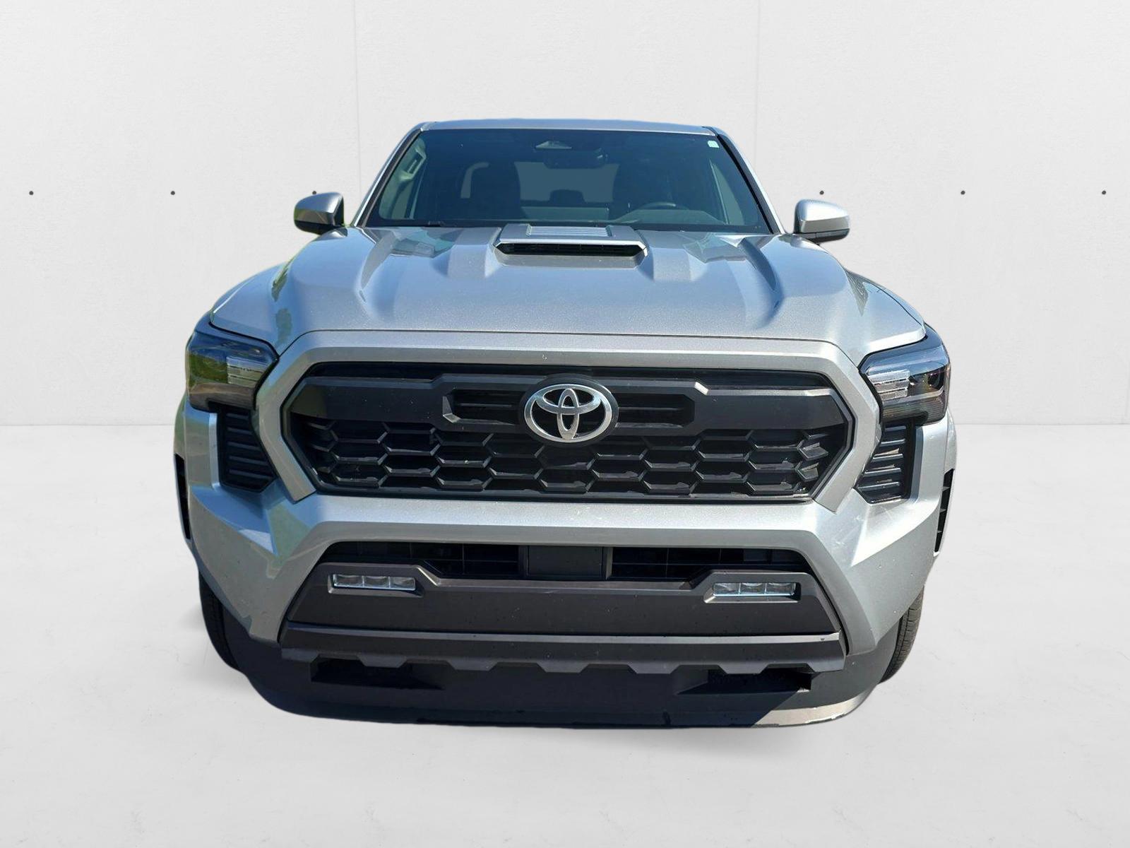 2024 Toyota Tacoma TRD Sport Double Cab photo 2
