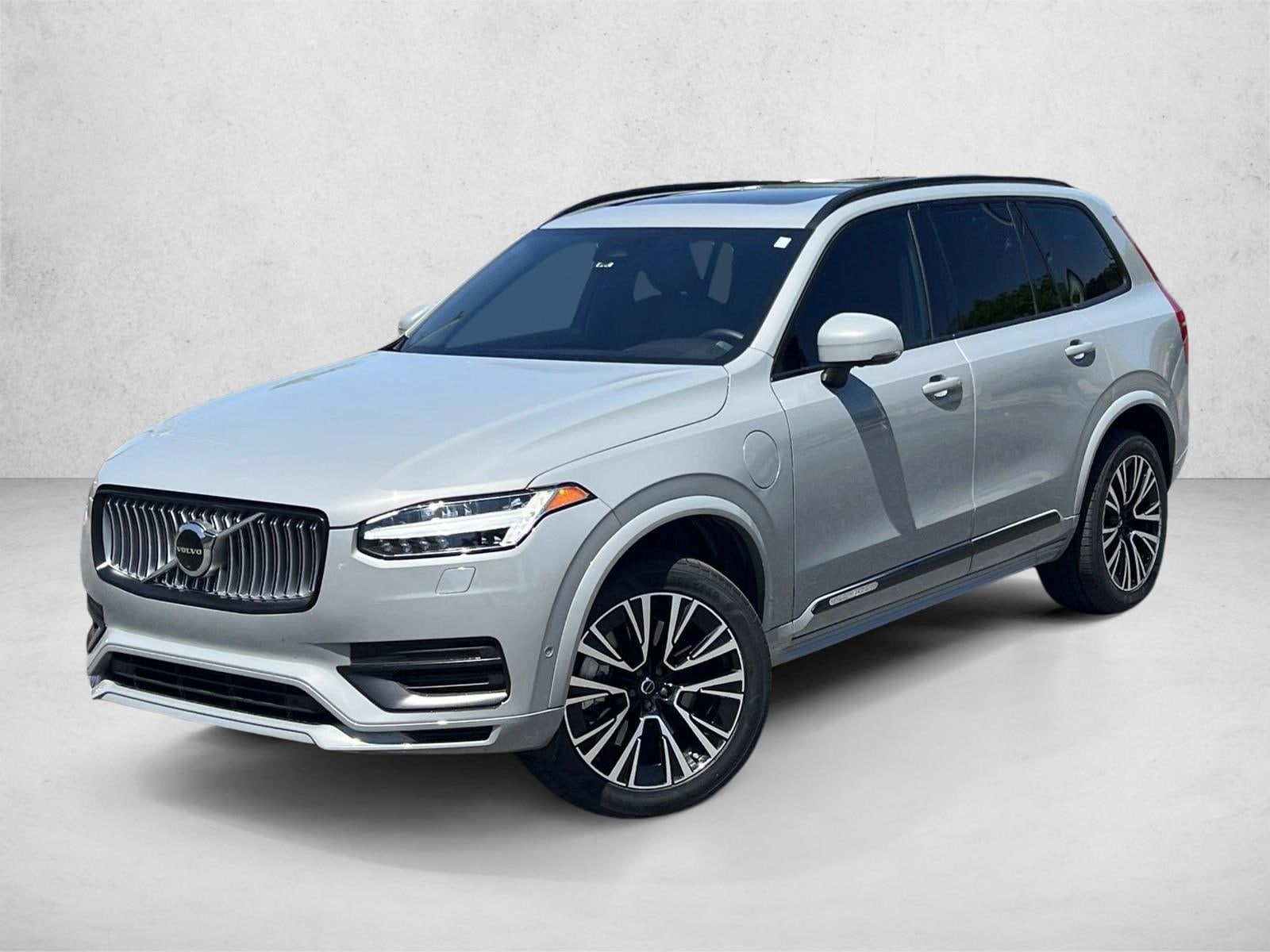 2024 Volvo XC90 T8 Recharge Plus Bright Theme 7-Seat 4WD's photo