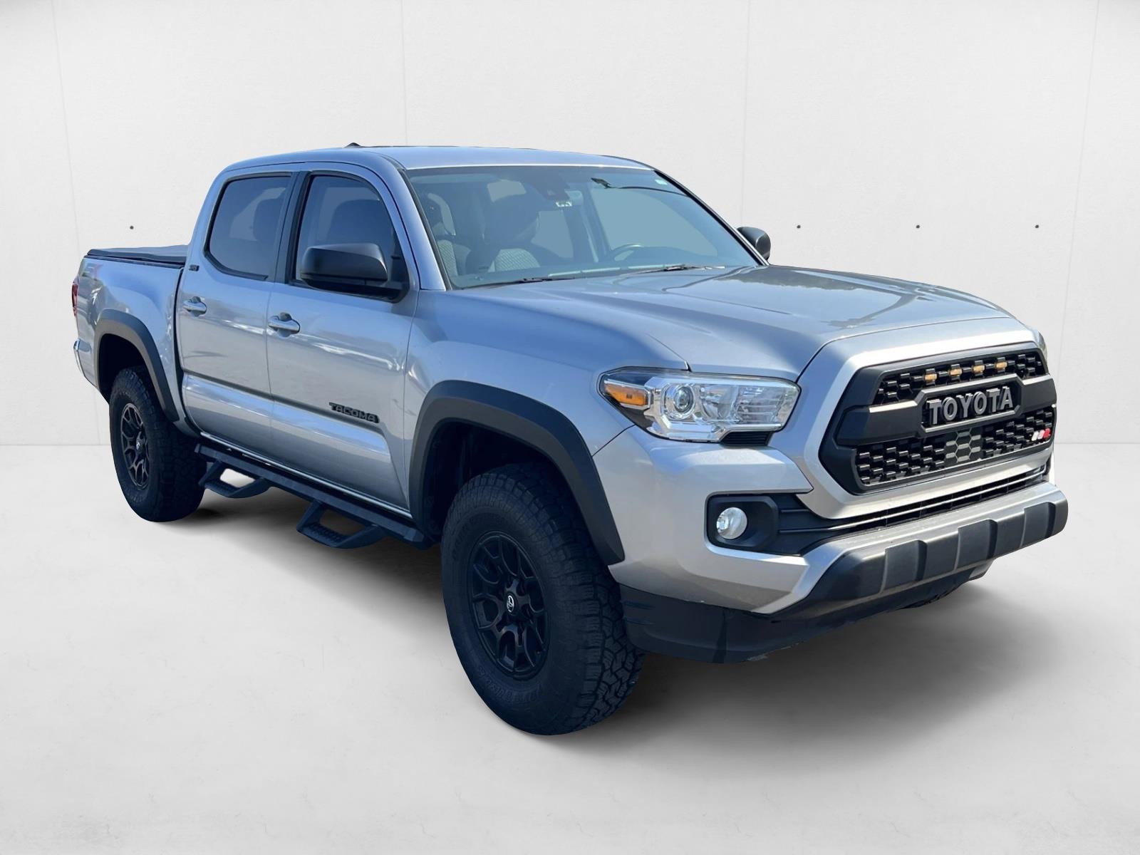 2023 Toyota Tacoma SR5 V6 photo 3