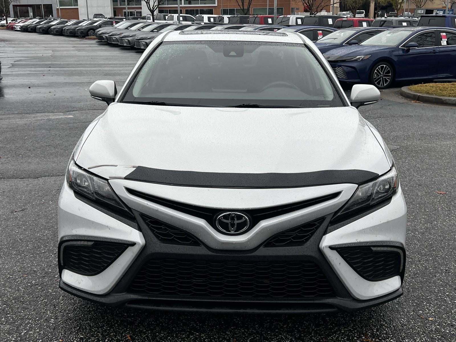 2024 Toyota Camry SE photo 2