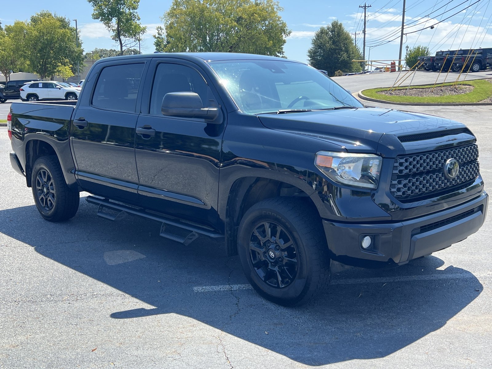 2021 Toyota Tundra SR5 CrewMax photo 3