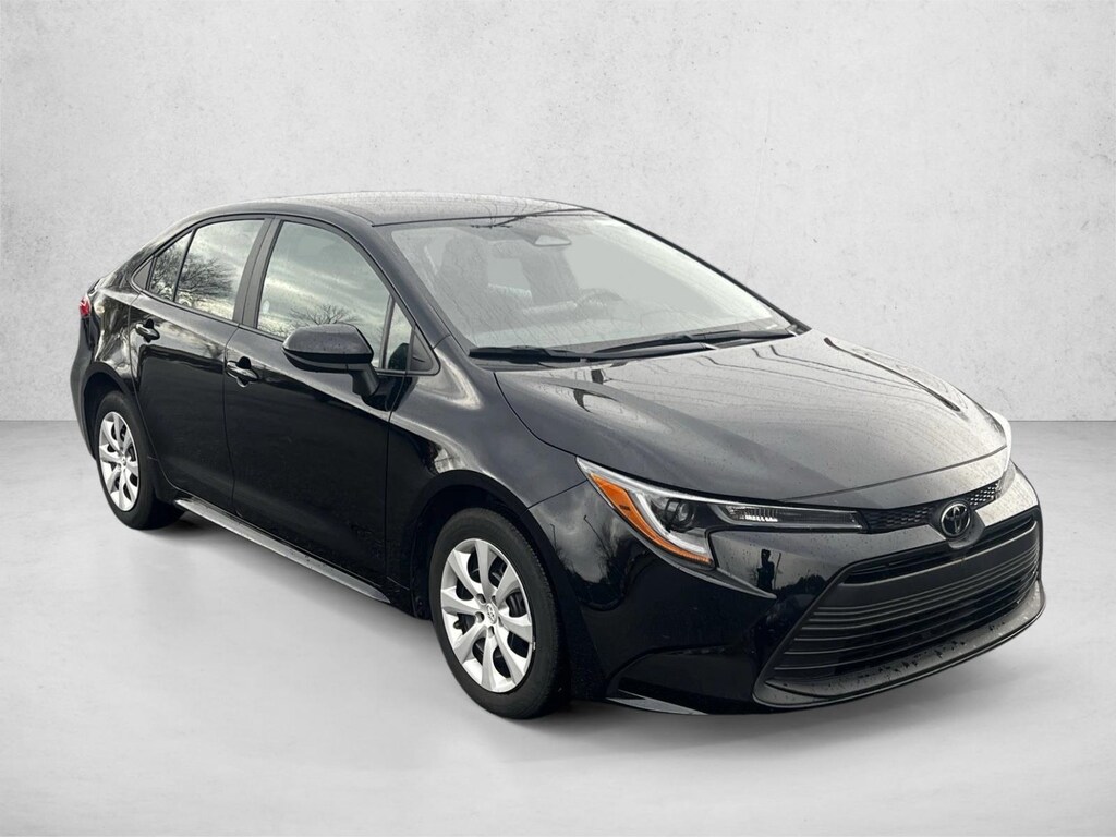 Certified 2025 Toyota Corolla LE Sedan