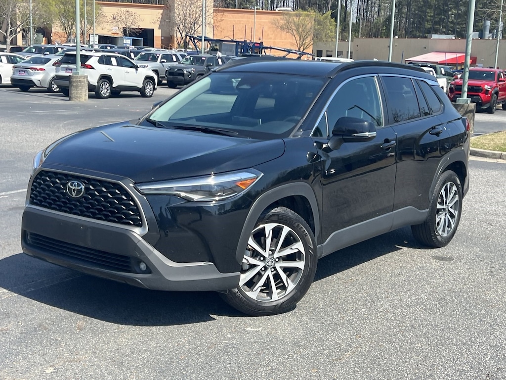 Used 2025 Toyota Corolla Cross XLE SUV