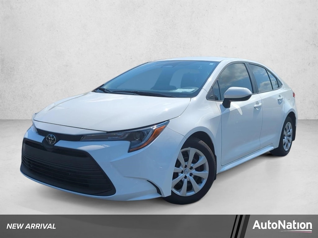 Certified 2025 Toyota Corolla LE Sedan