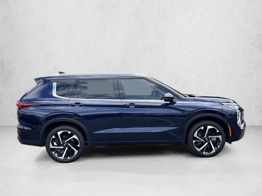 Used 2024 Mitsubishi Outlander SEL SUV
