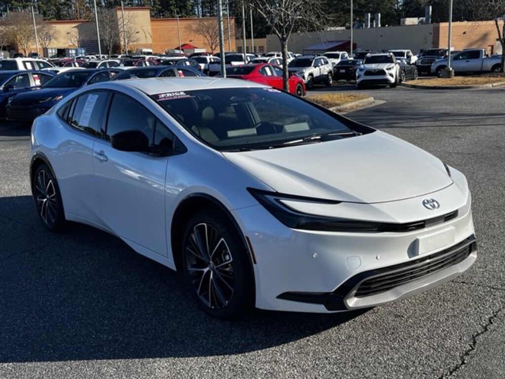 Certified 2025 Toyota Prius XLE Hatchback