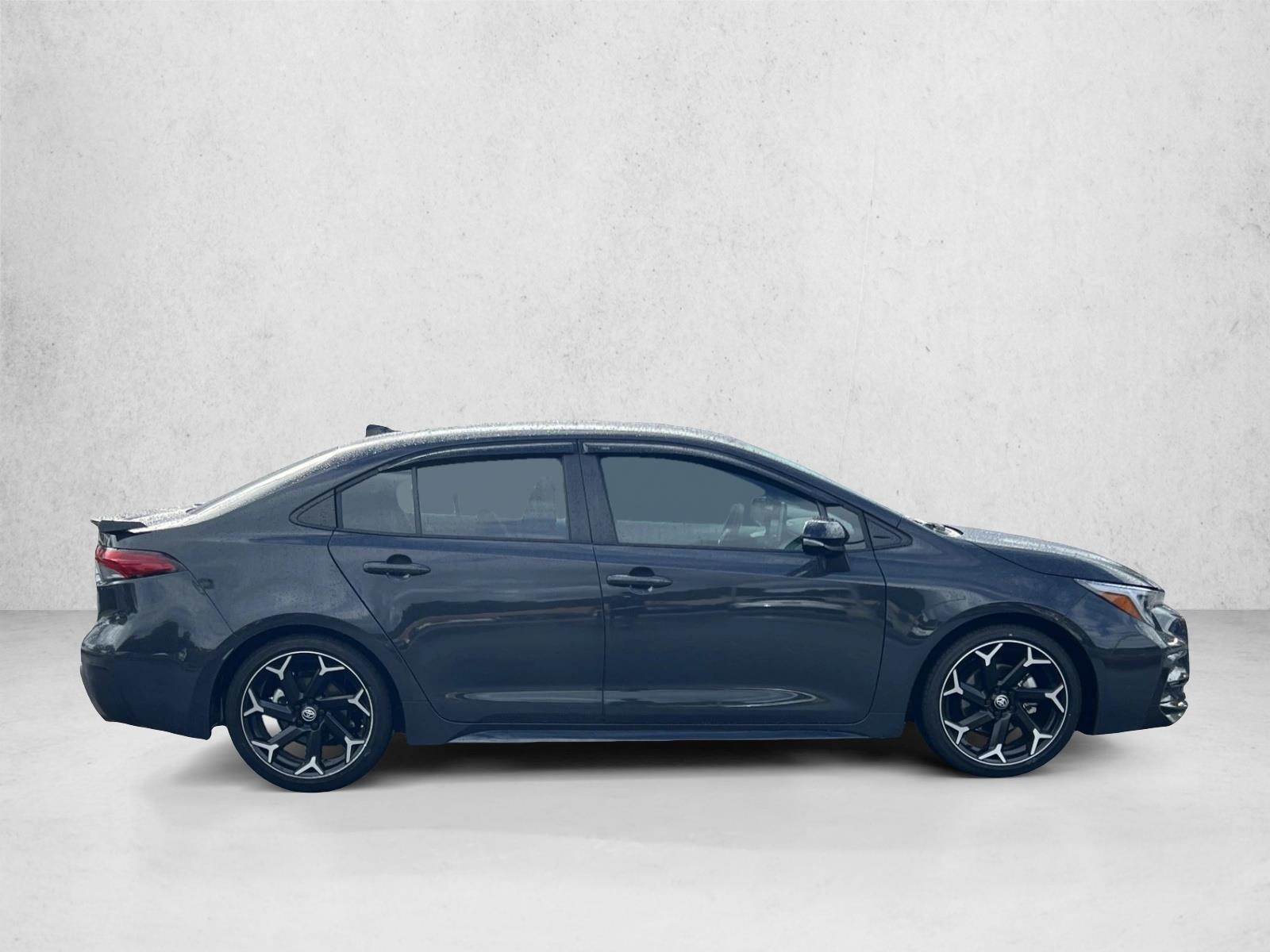 2025 Toyota Corolla SE photo 4