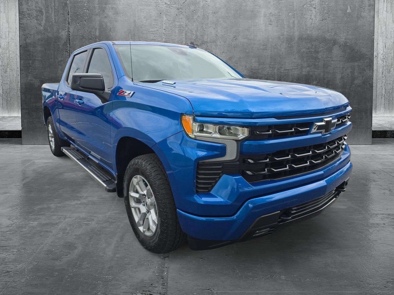 2023 Chevrolet Silverado 1500 RST photo 3