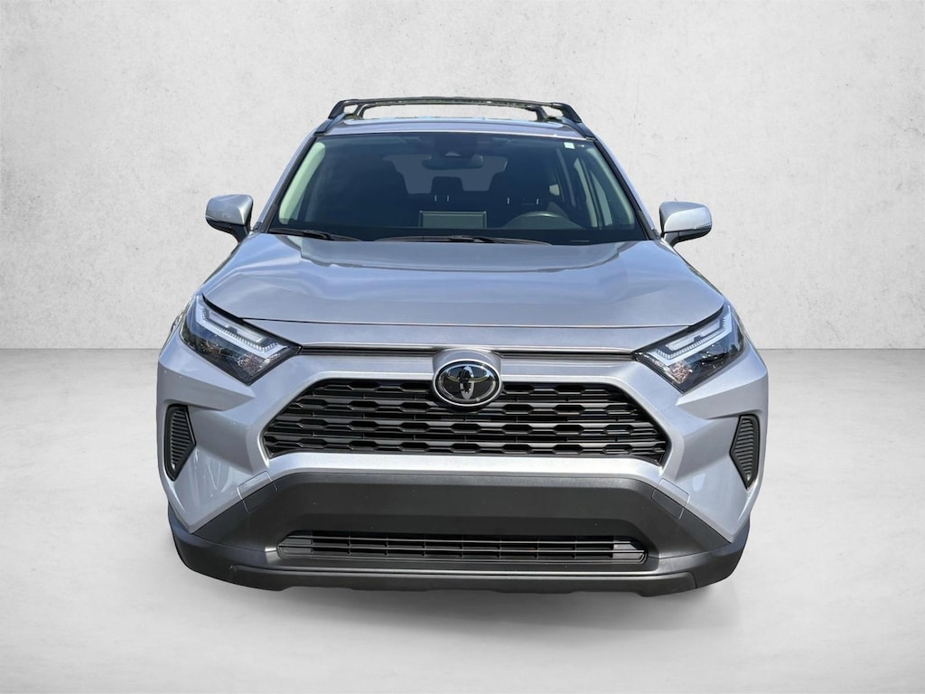 Used 2025 Toyota RAV4 Hybrid XLE SUV