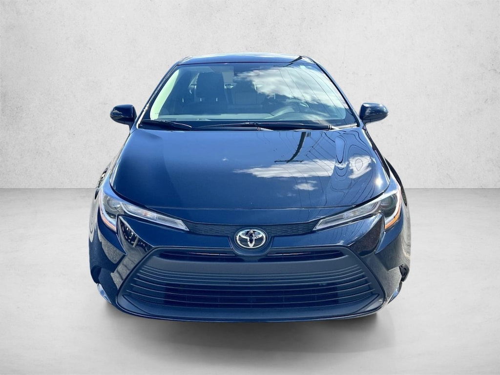 Certified 2025 Toyota Corolla LE Sedan