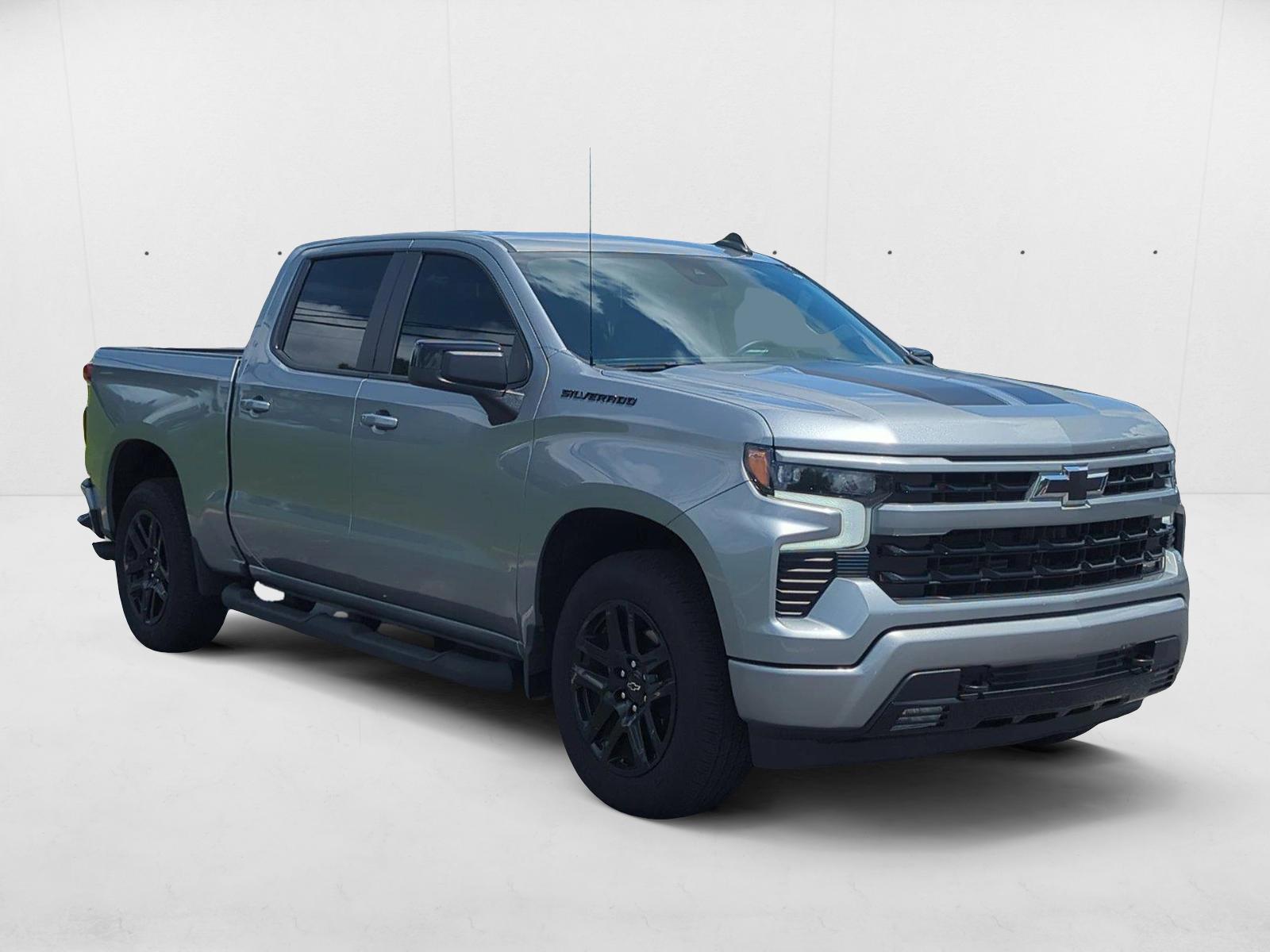 2024 Chevrolet Silverado 1500 RST photo 3