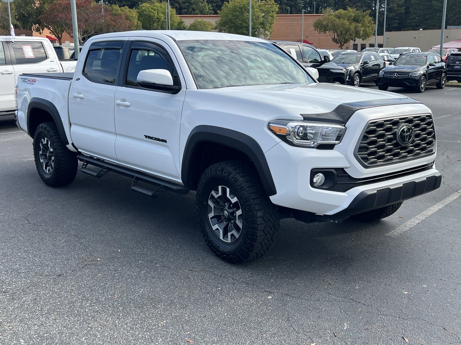 2023 Toyota Tacoma TRD V6 photo 3