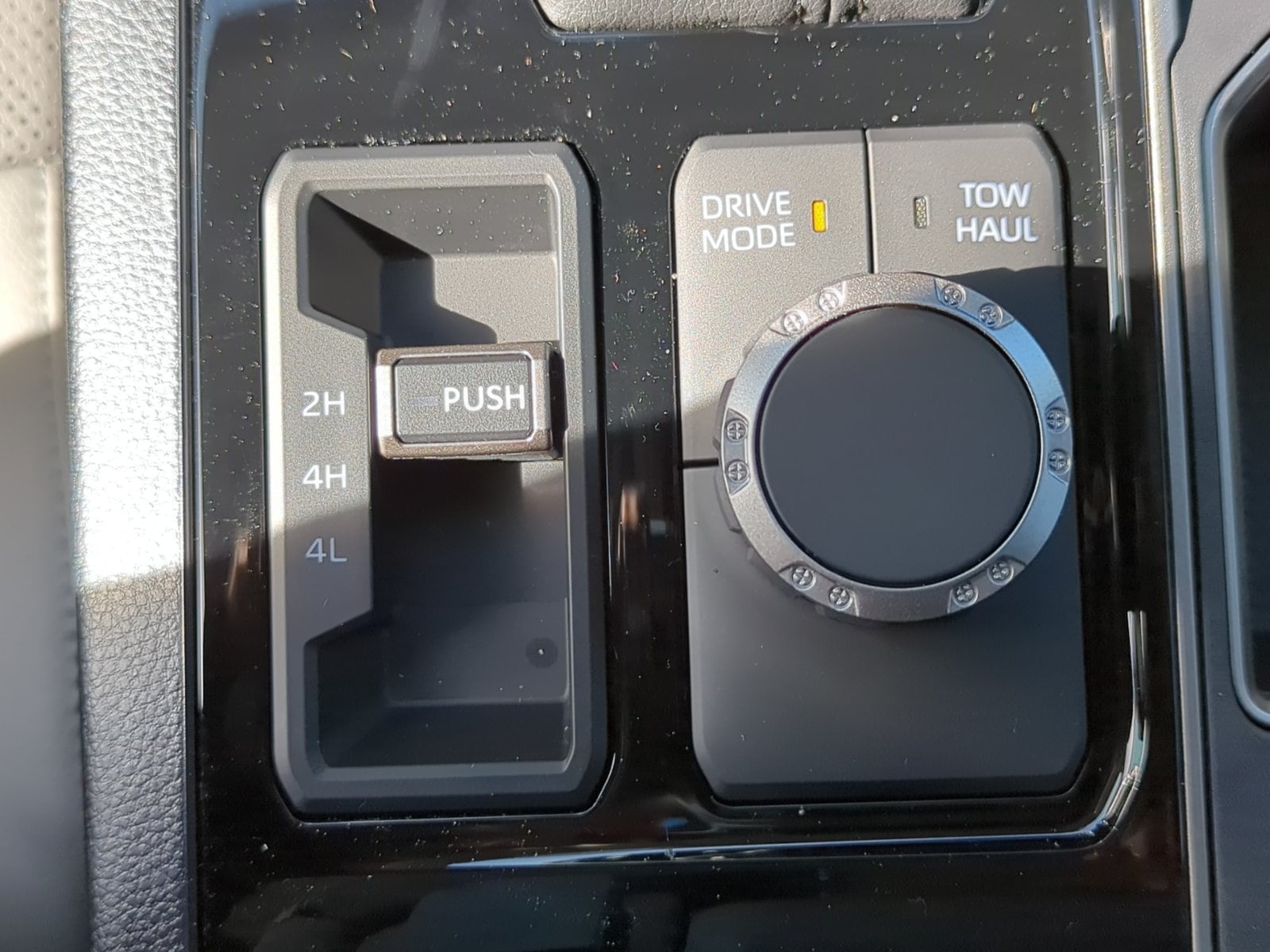 2024 Toyota Tundra SR5 - Photo 17