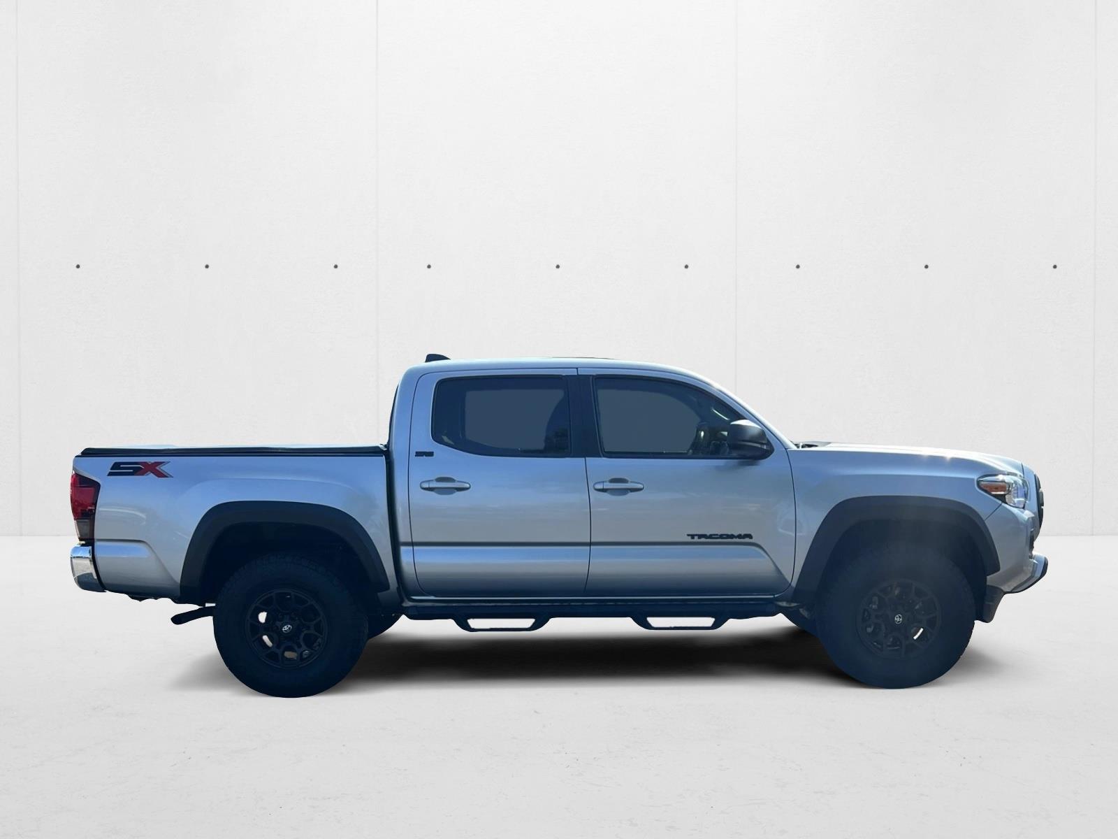 2023 Toyota Tacoma SR5 V6 photo 4