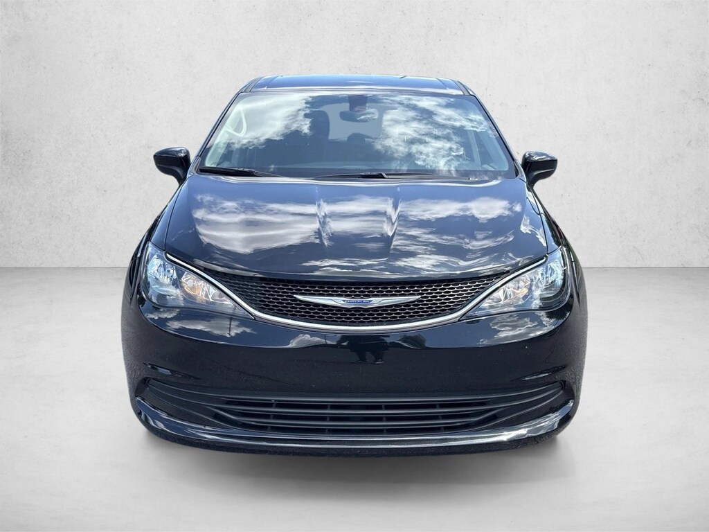 Used 2017 Chrysler Pacifica Touring Van