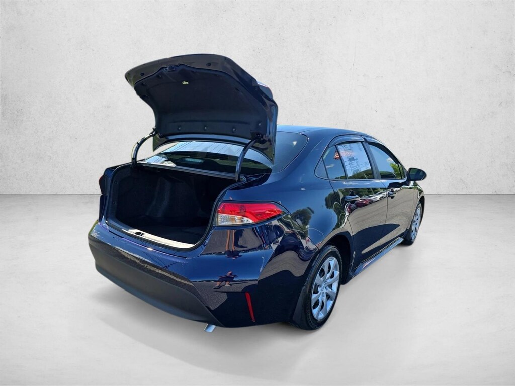 Certified 2025 Toyota Corolla LE Sedan