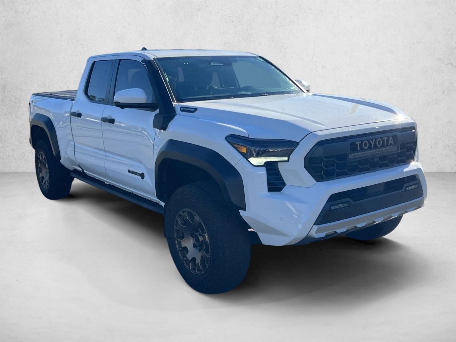 2025 Toyota Tacoma Trailhunter photo 3