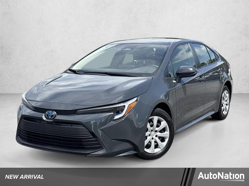 Used 2025 Toyota Corolla Hybrid LE Sedan