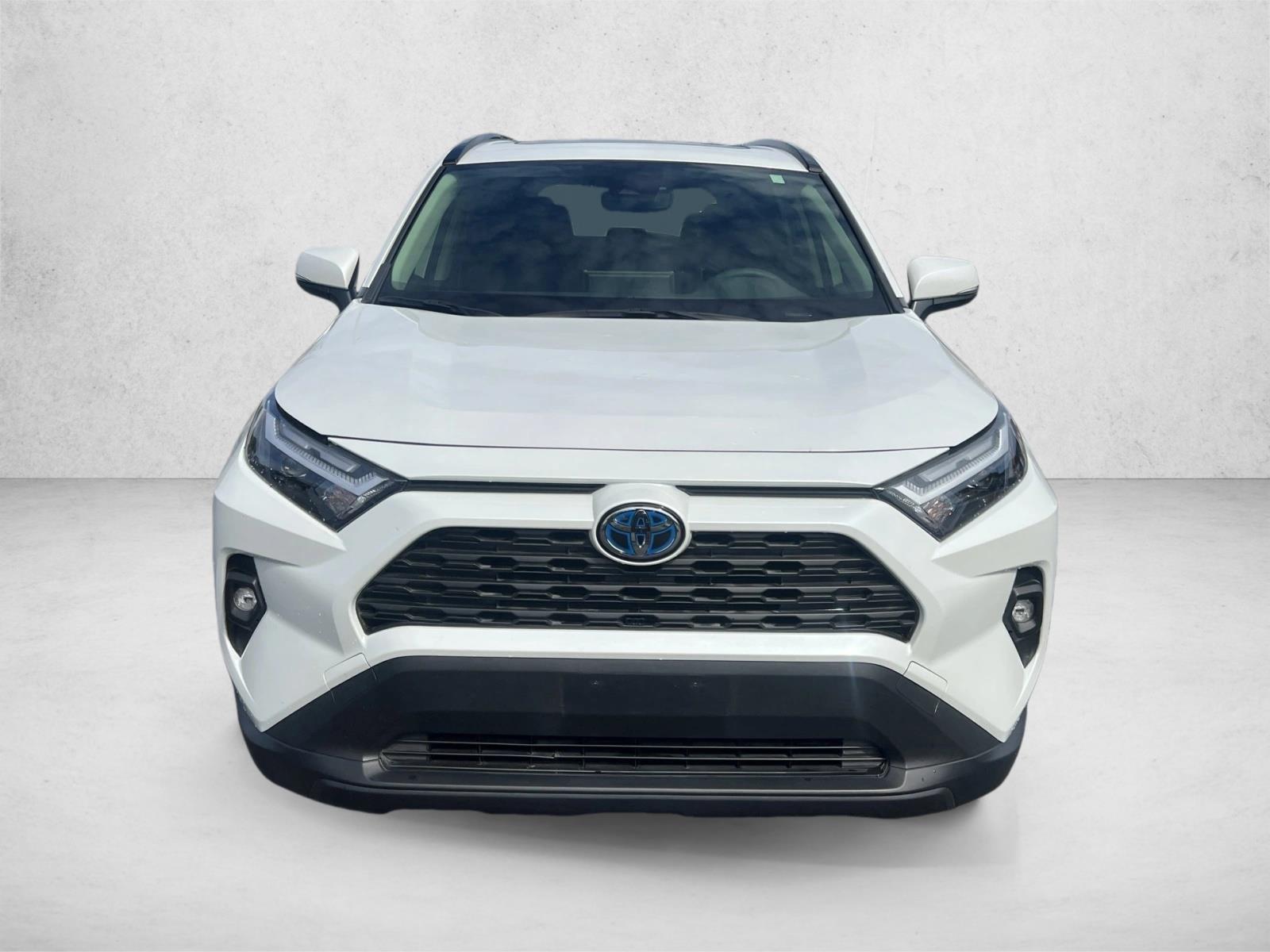 2024 Toyota RAV4 Hybrid XLE Premium photo 2
