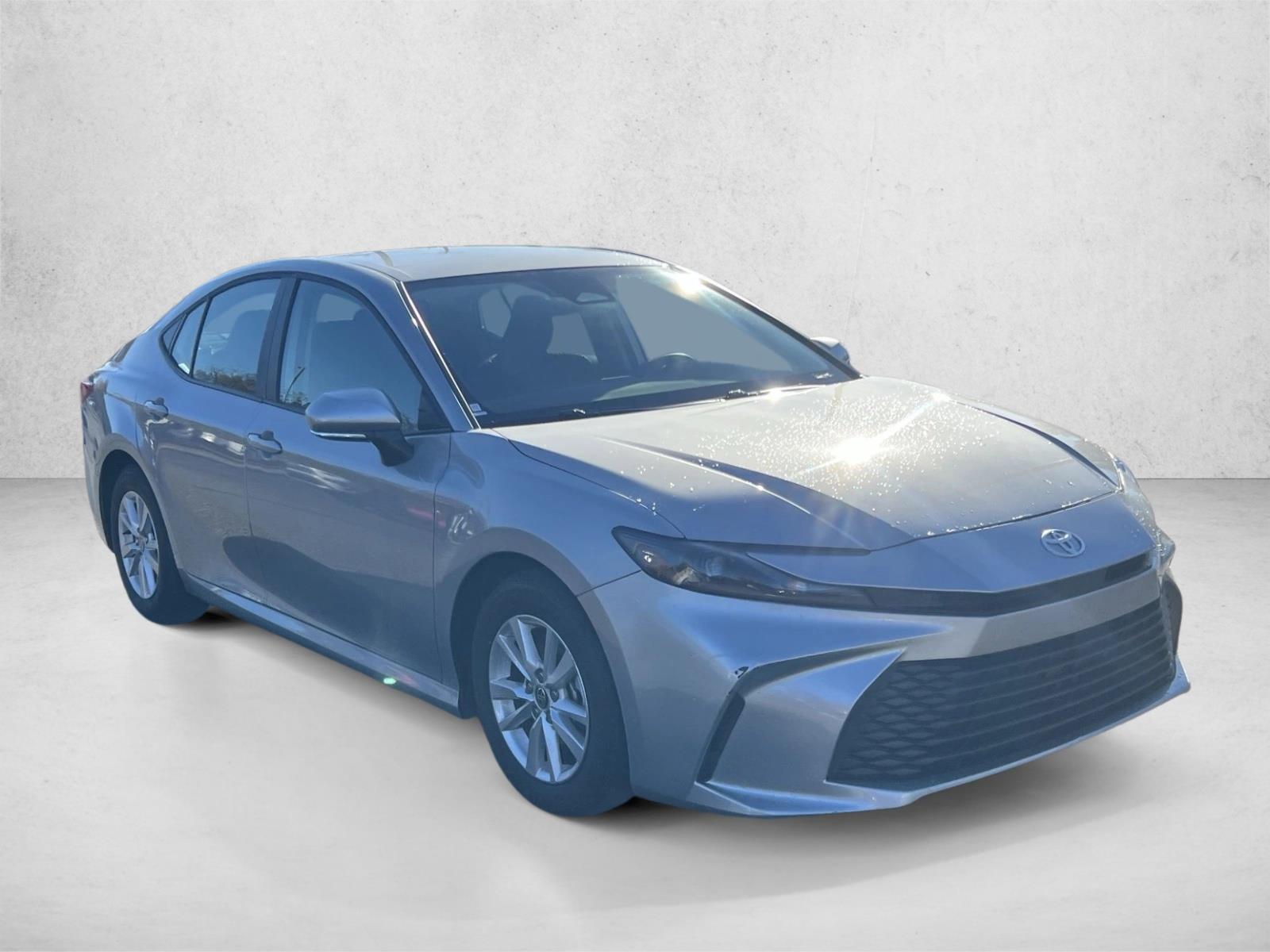 2025 Toyota Camry LE photo 3