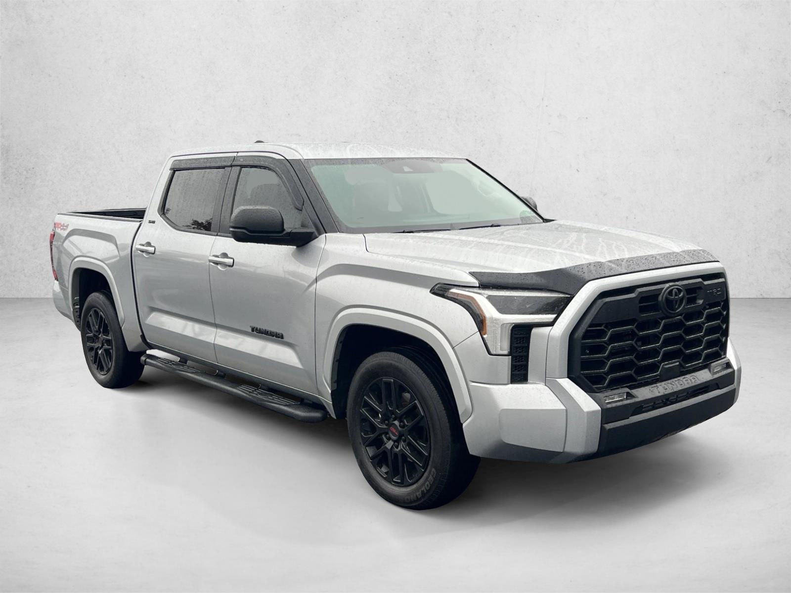 2024 Toyota Tundra SR5 CrewMax photo 3