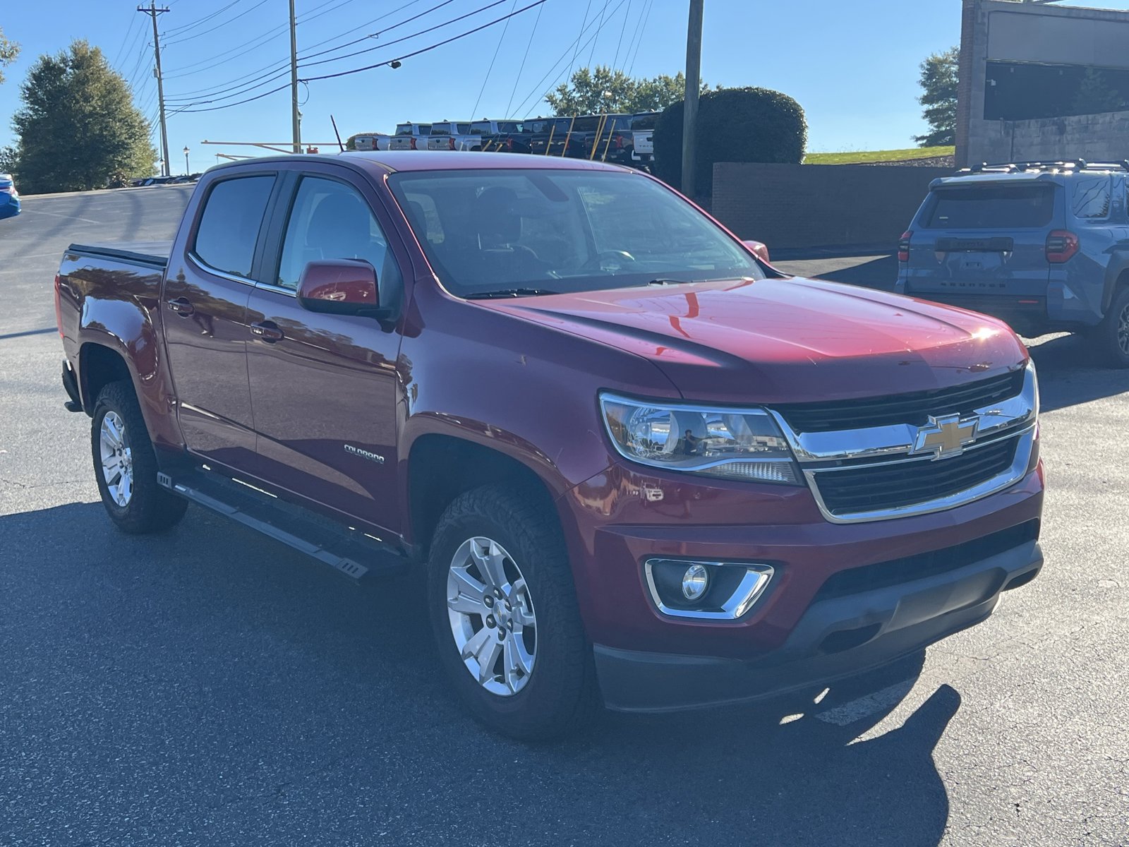 2020 Chevrolet Colorado LT photo 3