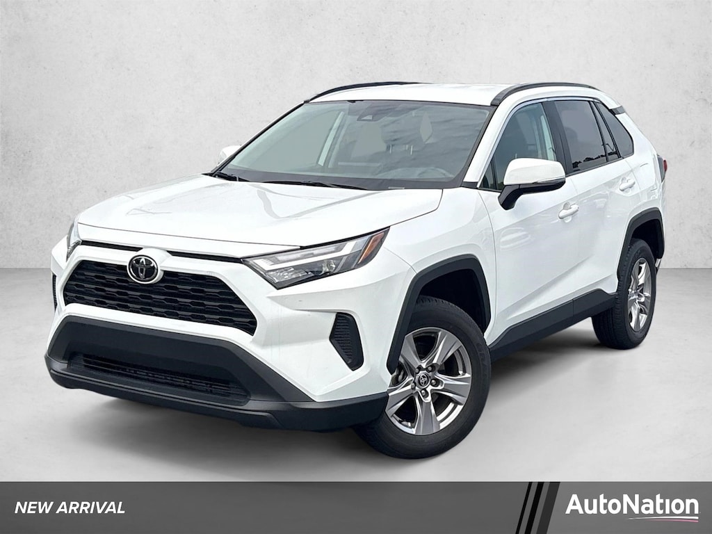 Used 2025 Toyota RAV4 XLE SUV