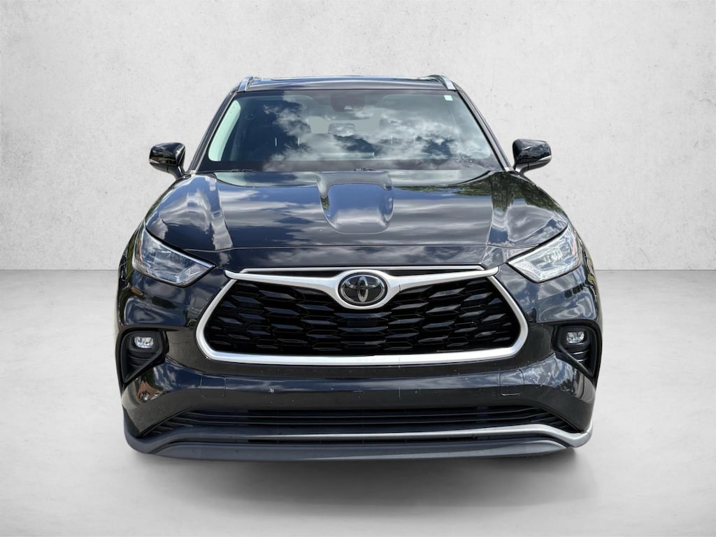 Used 2020 Toyota Highlander XLE SUV