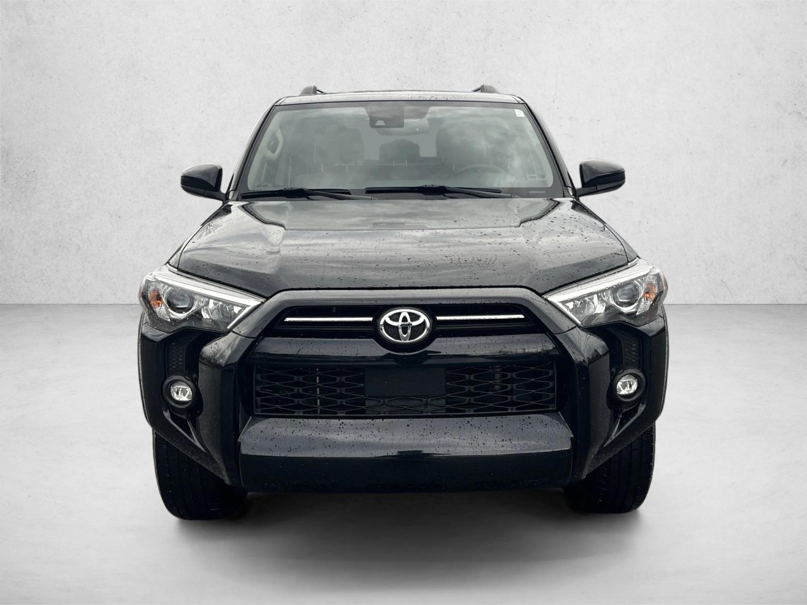2021 Toyota 4Runner SR5 photo 2
