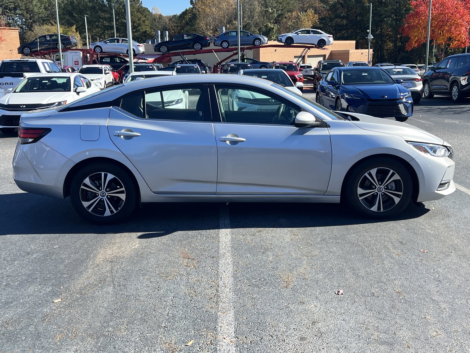 2023 Nissan Sentra SV photo 4