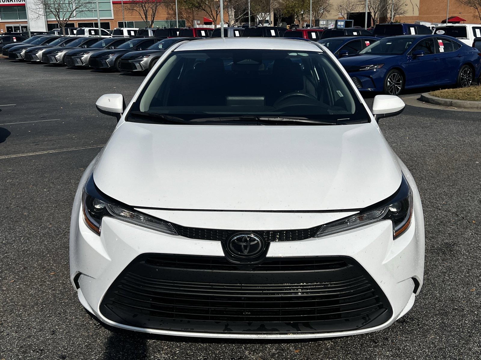 2025 Toyota Corolla LE photo 2