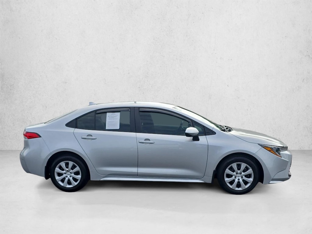 Used 2025 Toyota Corolla LE Sedan