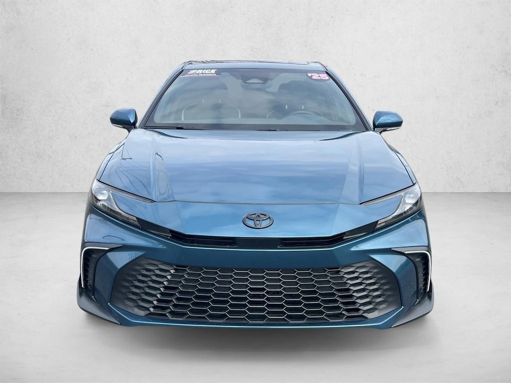 Certified 2025 Toyota Camry SE Sedan
