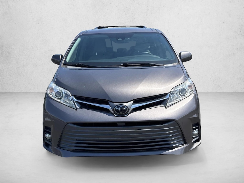Used 2020 Toyota Sienna XLE 8 Passenger Van