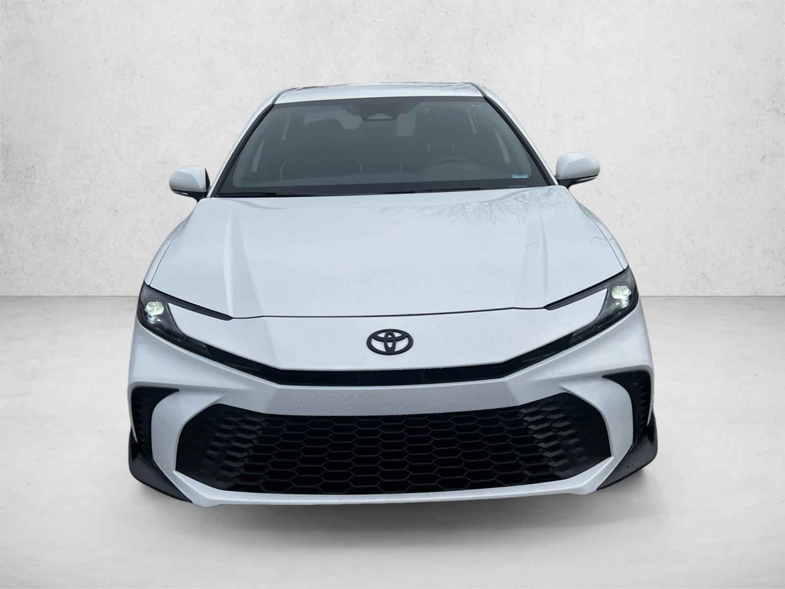 2025 Toyota Camry SE photo 2