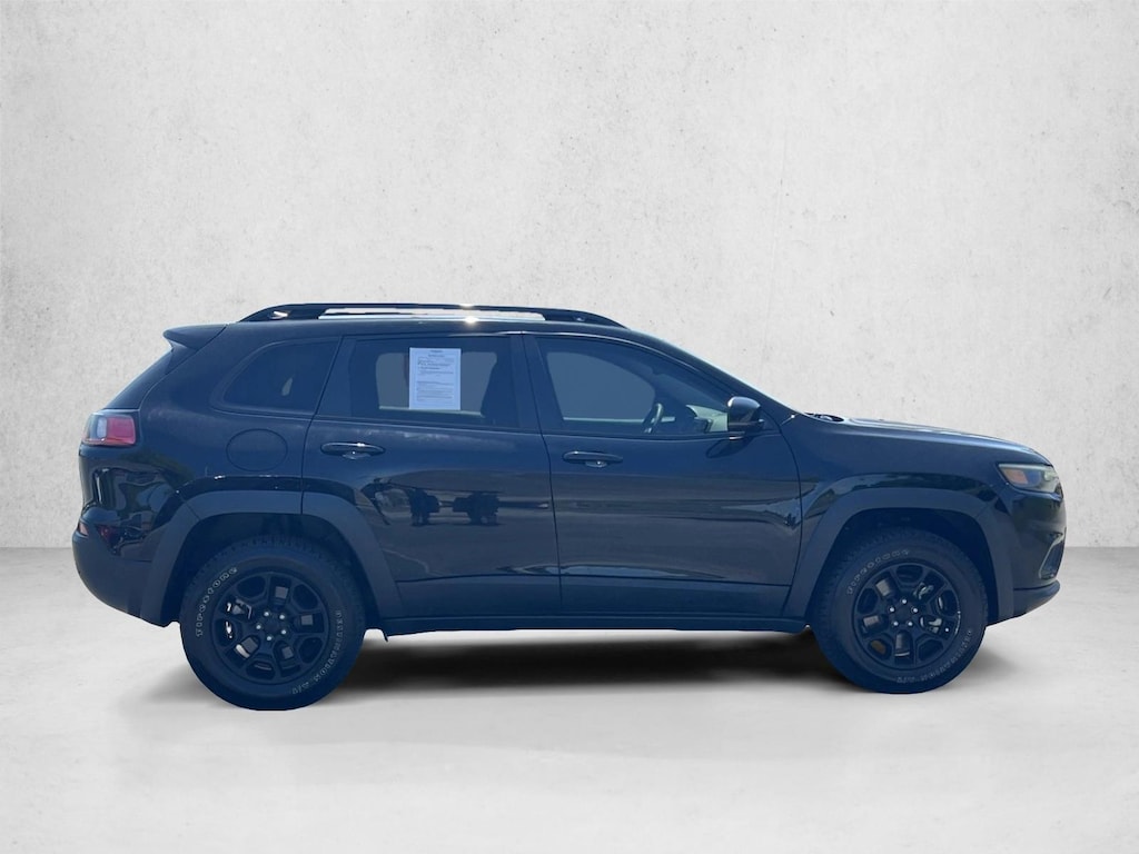 Used 2022 Jeep Cherokee X SUV