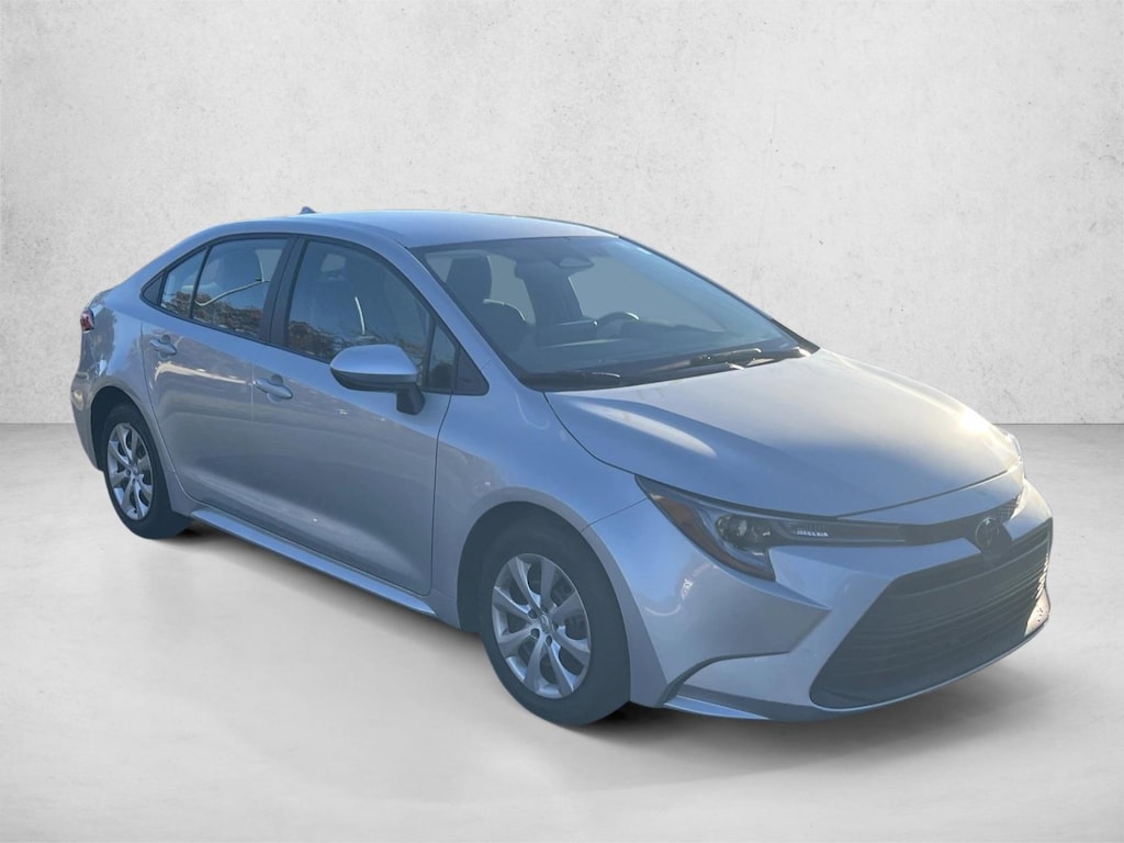 Certified 2025 Toyota Corolla LE Sedan