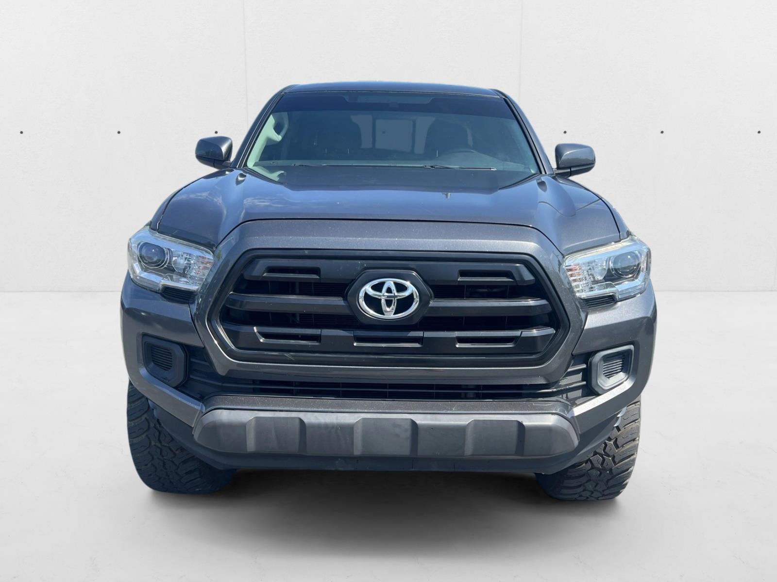 2017 Toyota Tacoma SR V6 photo 2