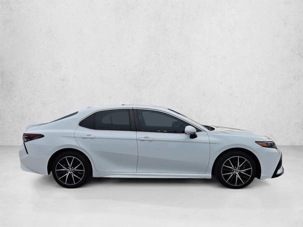 Used 2023 Toyota Camry SE Sedan