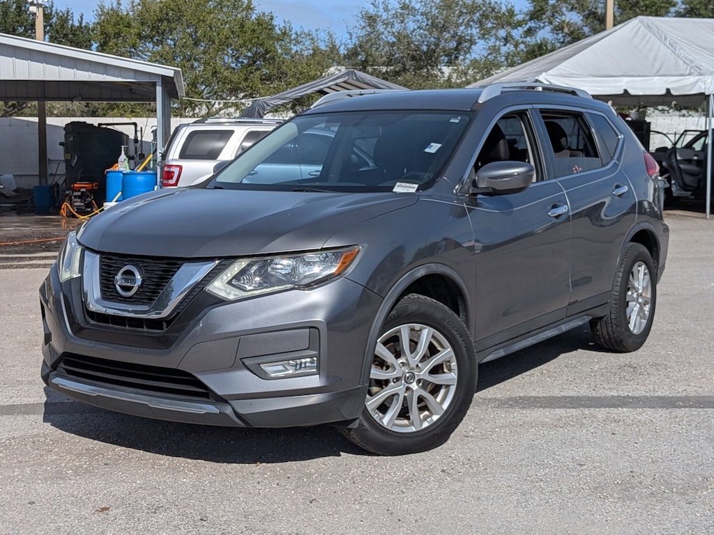 Used 2017 Nissan Rogue SV SUV