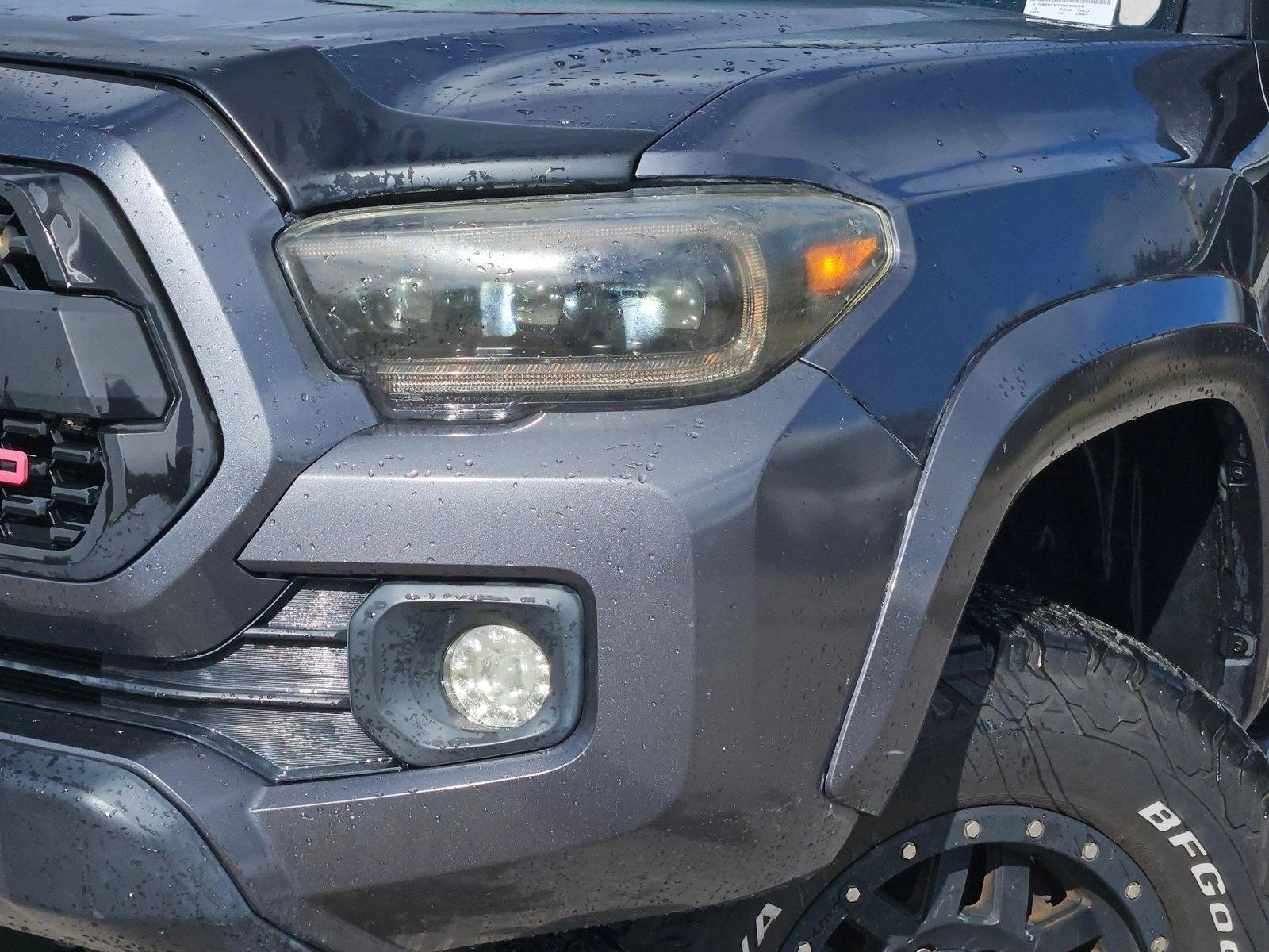 2018 Toyota Tacoma SR5 V6 photo 4