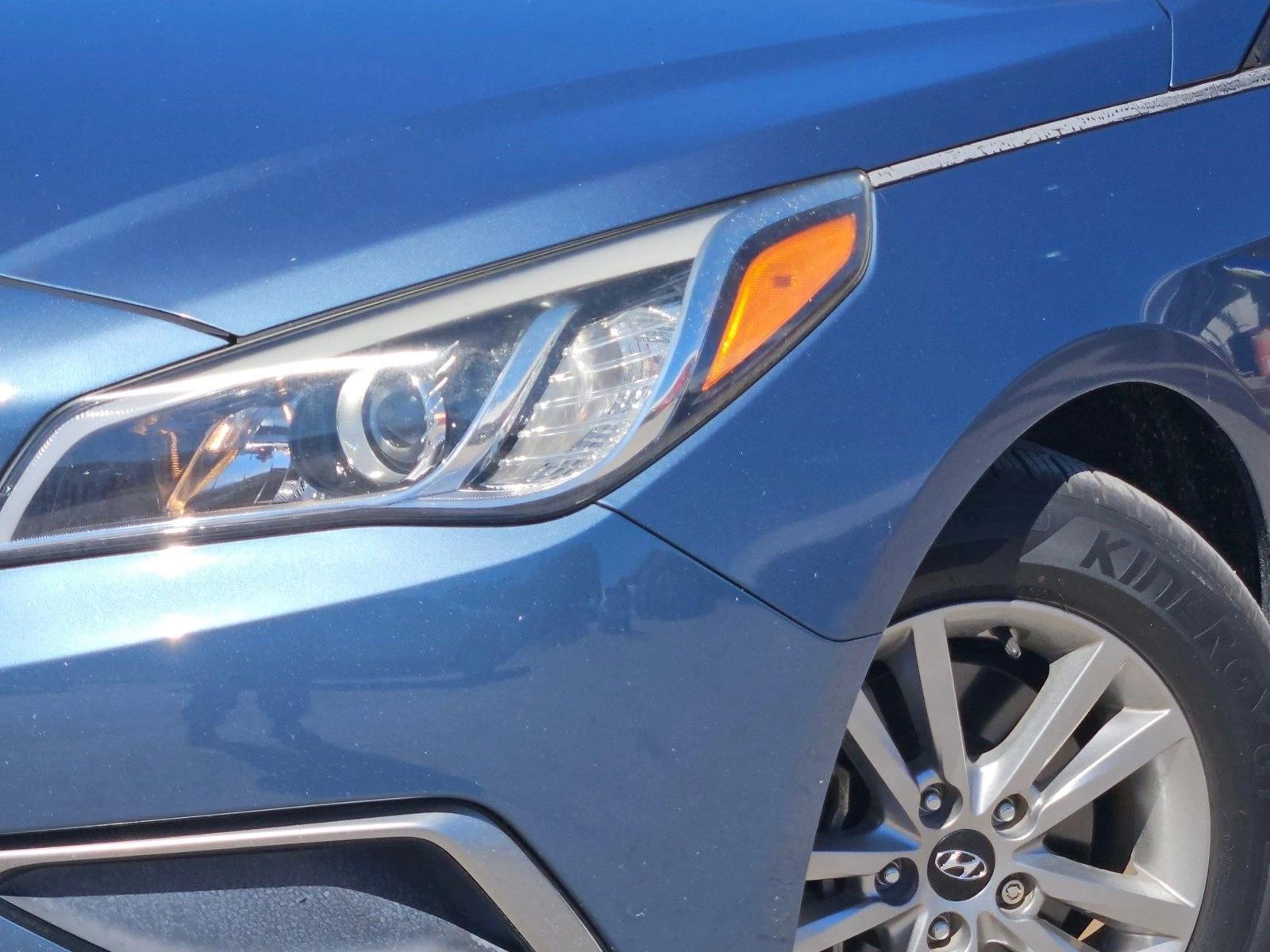 2016 Hyundai Sonata SE photo 4